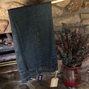 2 day sale exp Wednesday night Chaps blue jeans